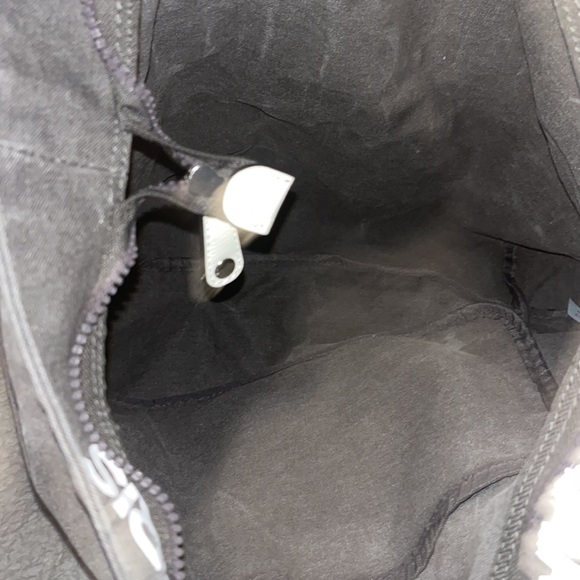 Karl Lagerfeld Paris destroyed tote bag! - Picture 9 of 11